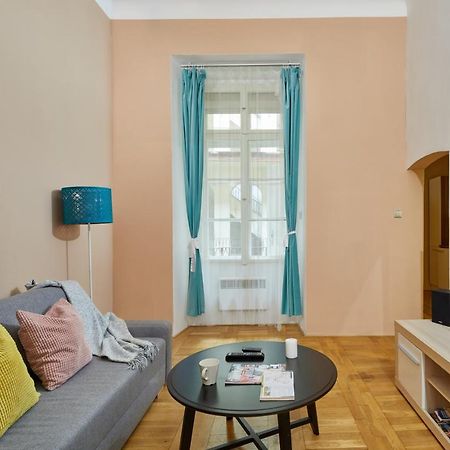 Apartament Prague Days - Cozy Flat In The Old Town Zewnętrze zdjęcie