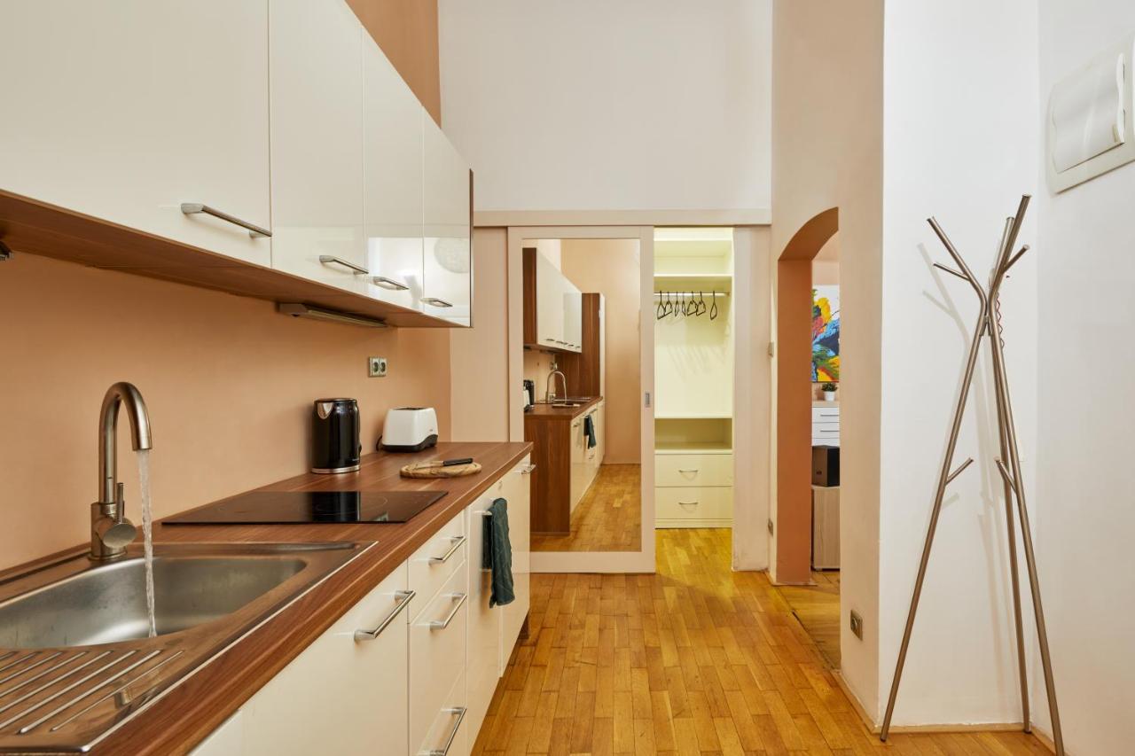 Apartament Prague Days - Cozy Flat In The Old Town Zewnętrze zdjęcie